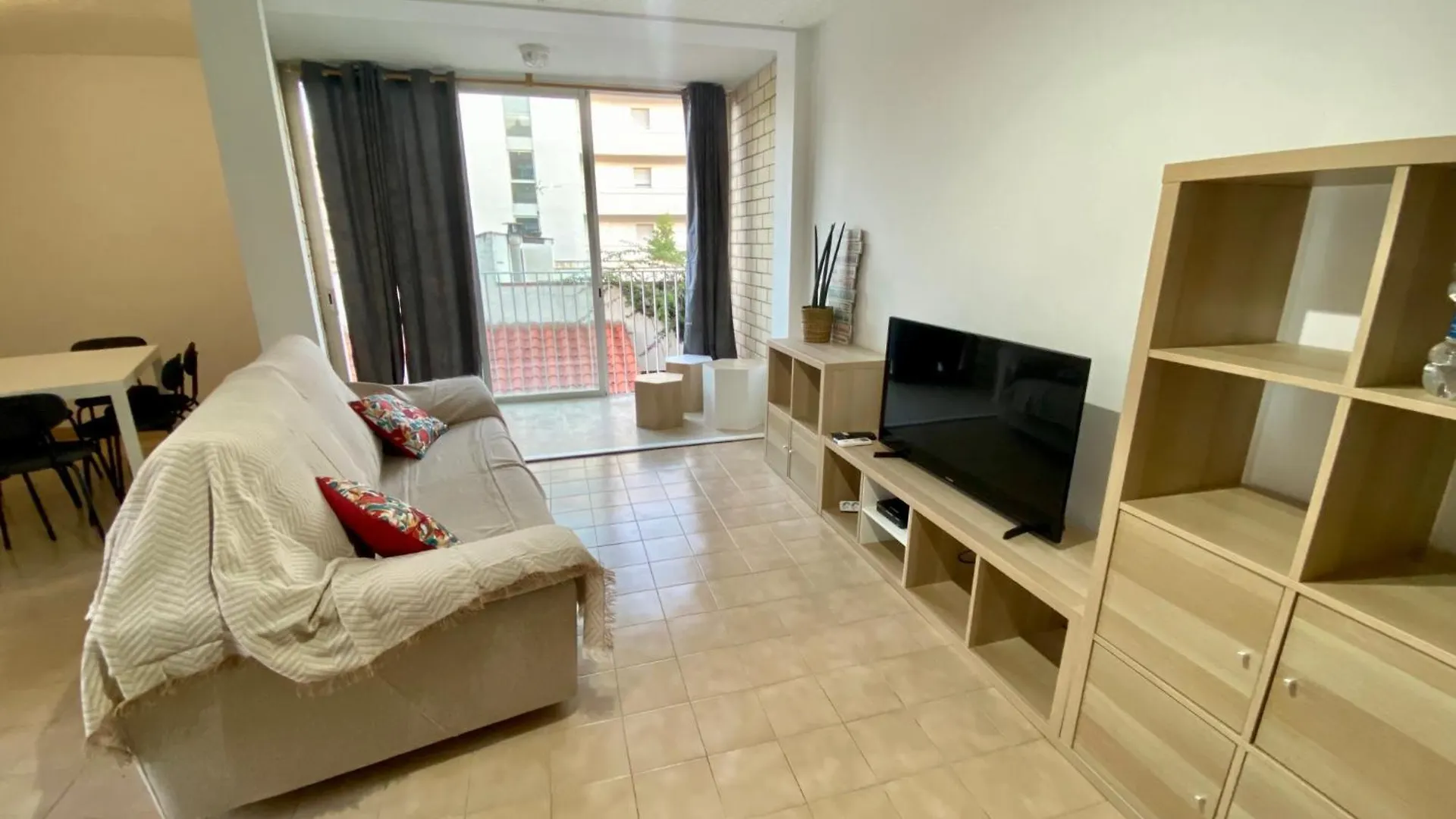Olympia Appart Roses Apartment
